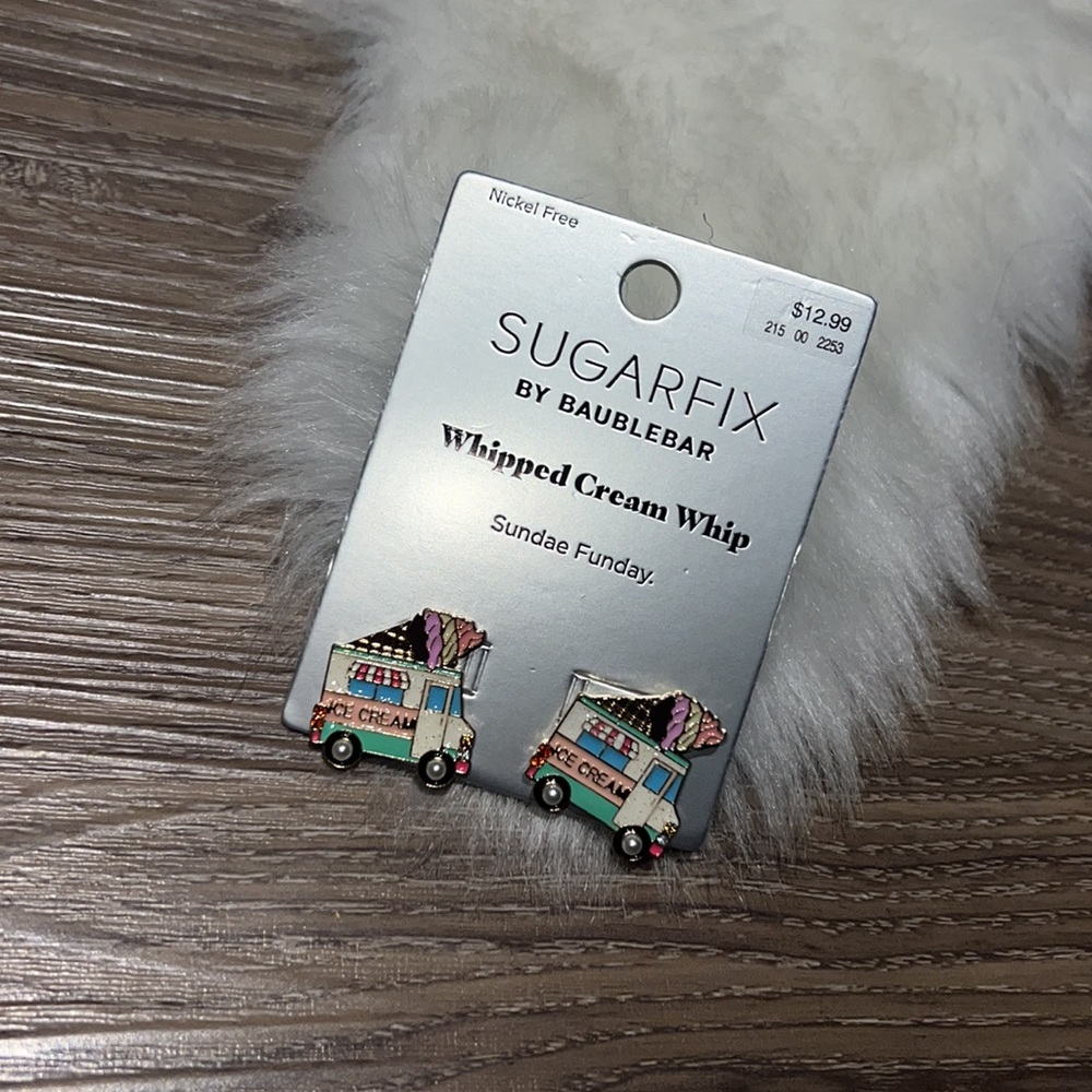 Ice cream truck earrings - Picture 2 of 4